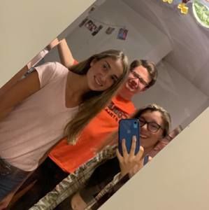 Meet your Posher, Sydney